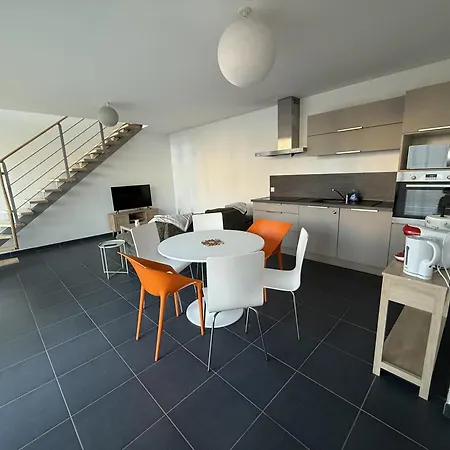 Sea Road Villa