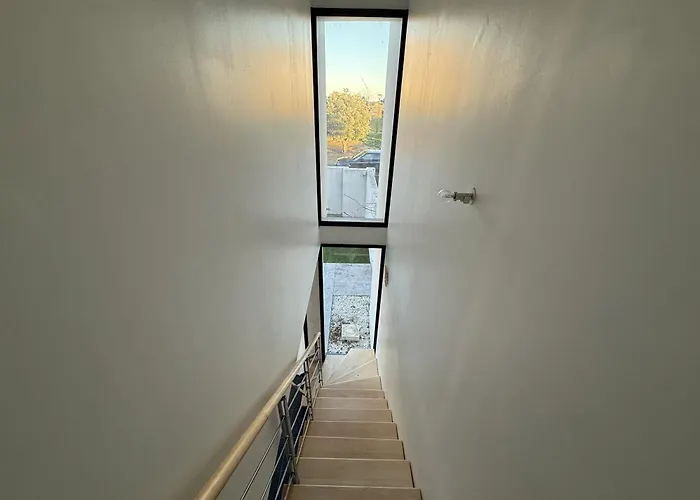 Sea Road Willa Perpignan